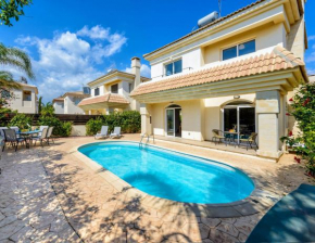 Villa Oscar, Protaras